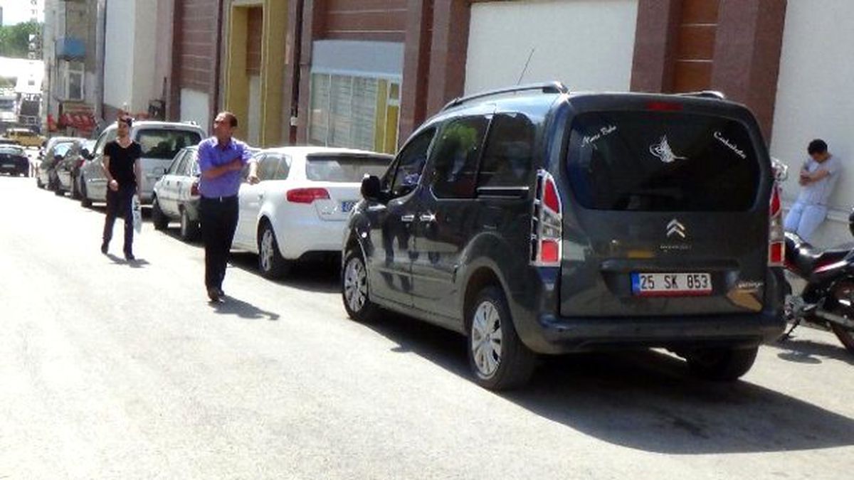 Erzurum\'da Mayıs Ayı Ölçeğinde 3 Bin 198 Araç El Değiştirdi