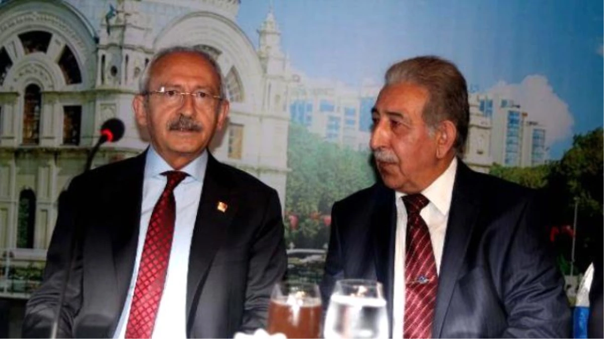 Fotoğraflı) Kılıçdaroğlu, CHP\'li İhsan Özkes\'in Verdiği İftara Katıldı