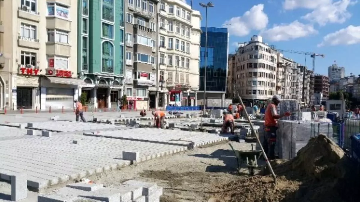 Taksim Meydanı ile Gezi Parkı\'nı Birleştirme Çalışmaları Başladı