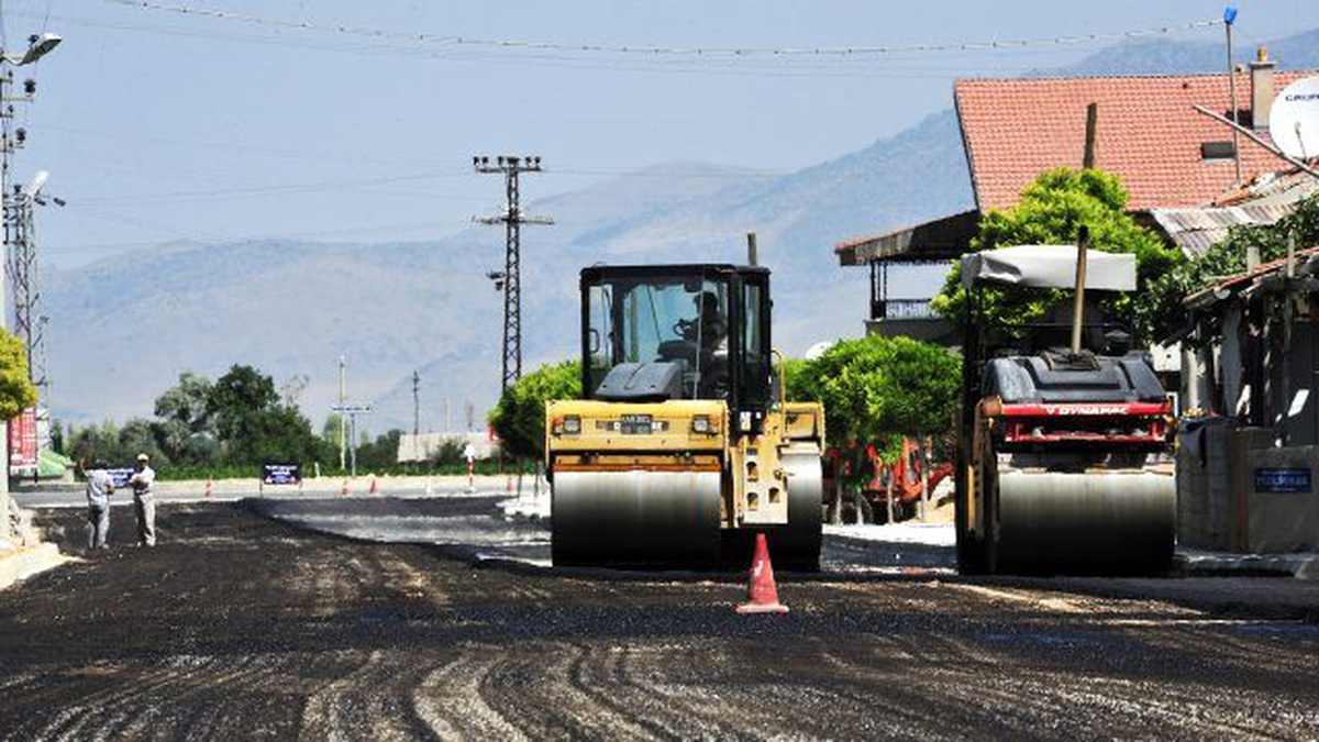 Asfalt Çalışmaları Bahçelievler Mahallesi\'nde