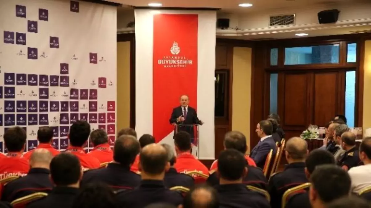 Başkan Topbaş, Şampiyon İtfaiyecileri Ödüllendirdi