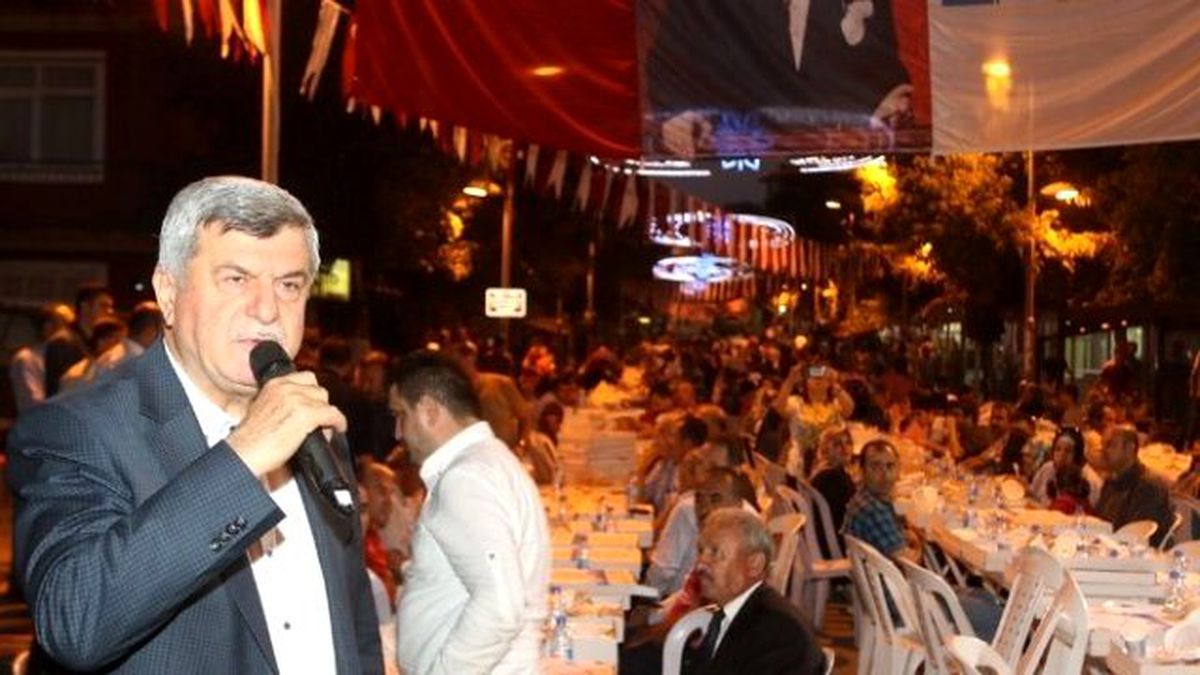 Başkanlar, Alikahya Sakinleriyle İftar Yaptı