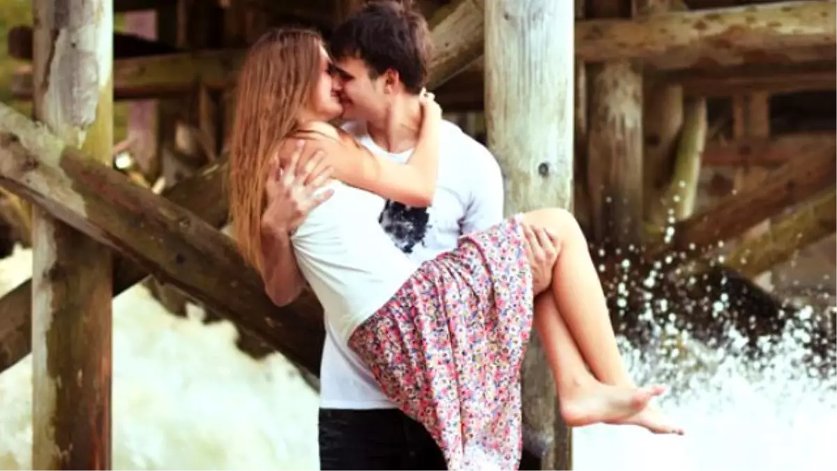 Cinsel İlişkinin Sağlığa İnanılmaz Faydaları