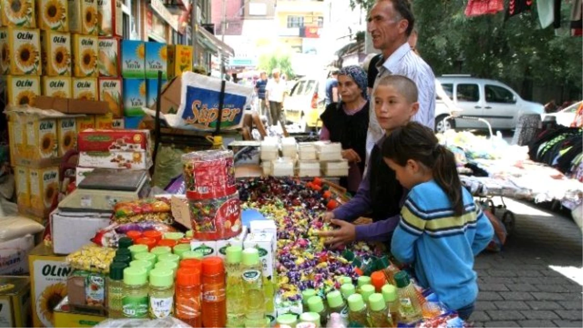 Devrek\'te Ramazan Bayramı Bereketi