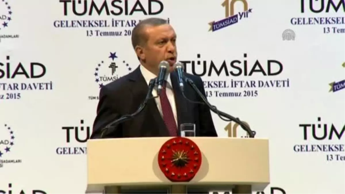 Erdoğan: "Peşrev Faslı Bırakılmalı ve Artık Hizmet Faslına Geçilmelidir"