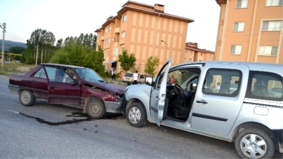 Hisarcık\'ta Trafik Kazası: 1 Yaralı