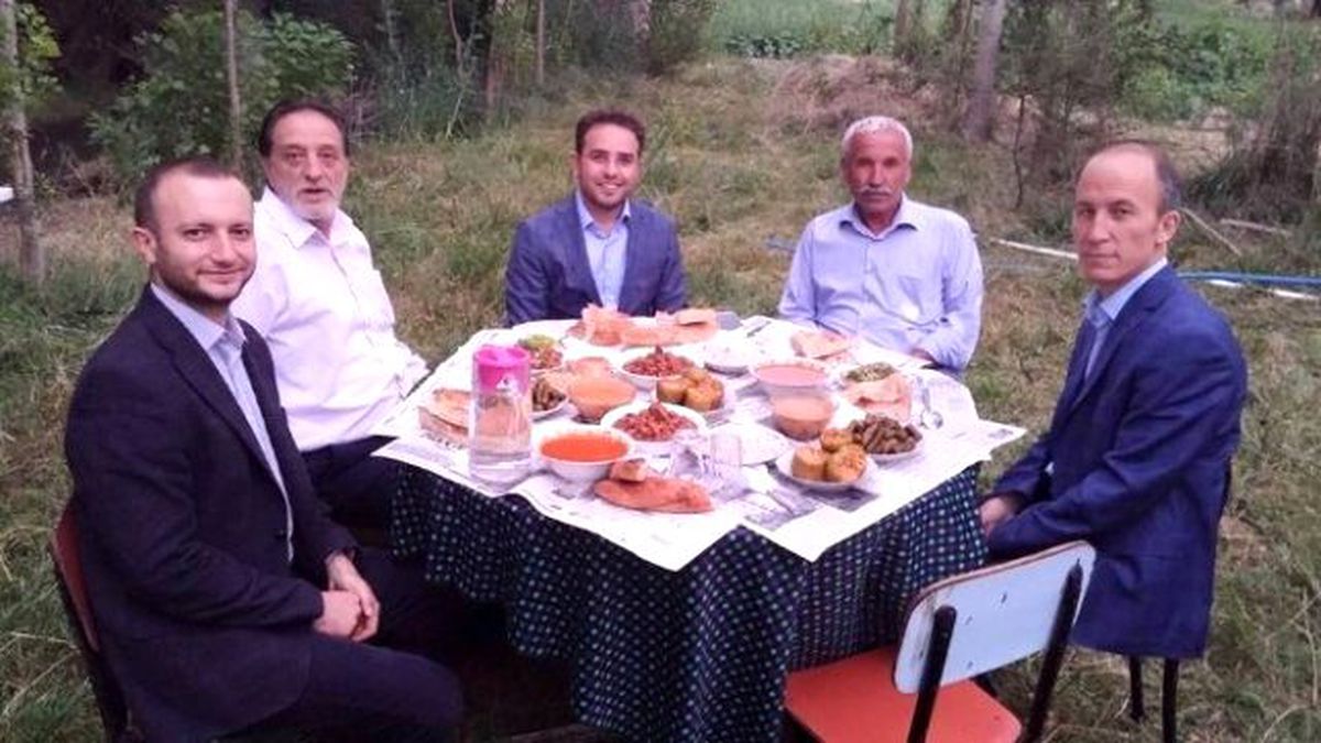 İshak Gazel, Muhtar\'ın İftar Davetine Katıldı