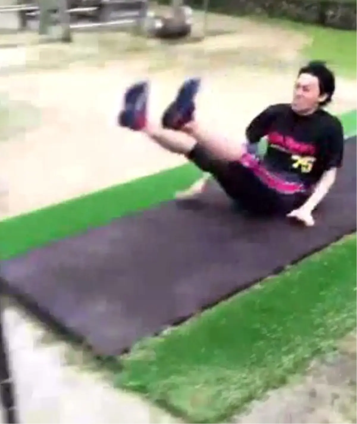 Islanmış Kaydırak Başına Bela Oldu