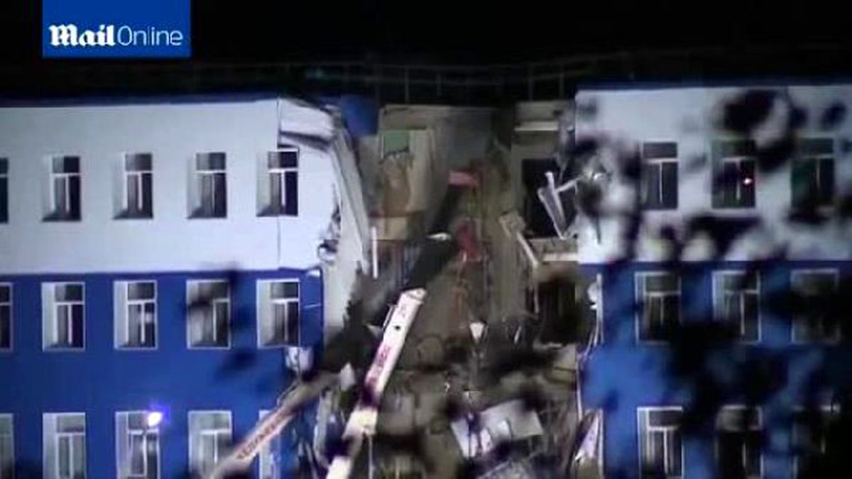 Rusya\'da Askeri Bina Çöktü: 23 Ölü