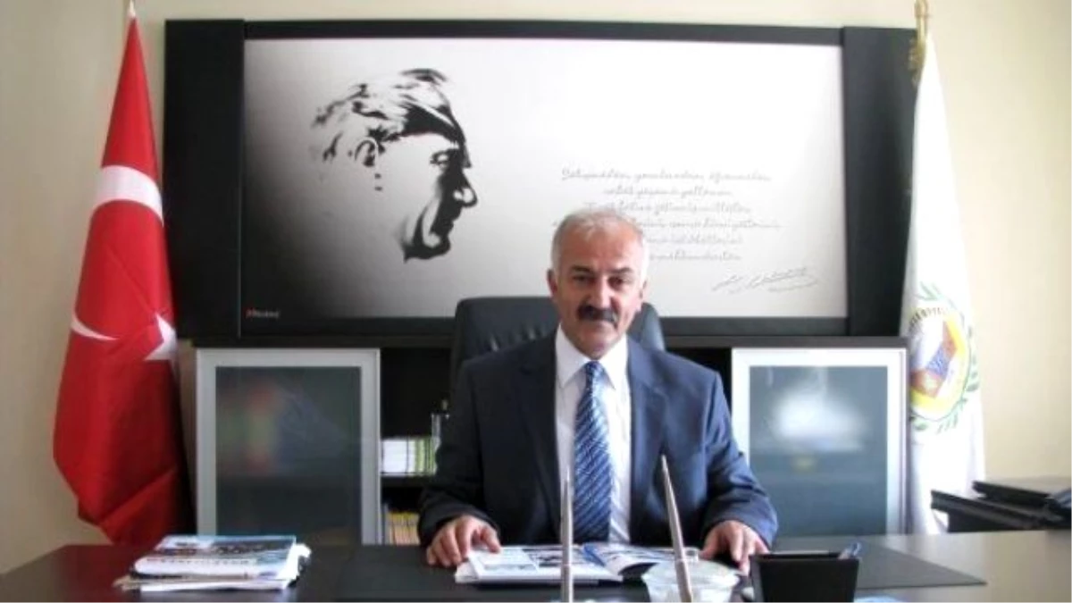 Uzundere Belediye Başkanı M. Halis Özsoy\'dan Kadir Gecesi ve Bayram Mesajı