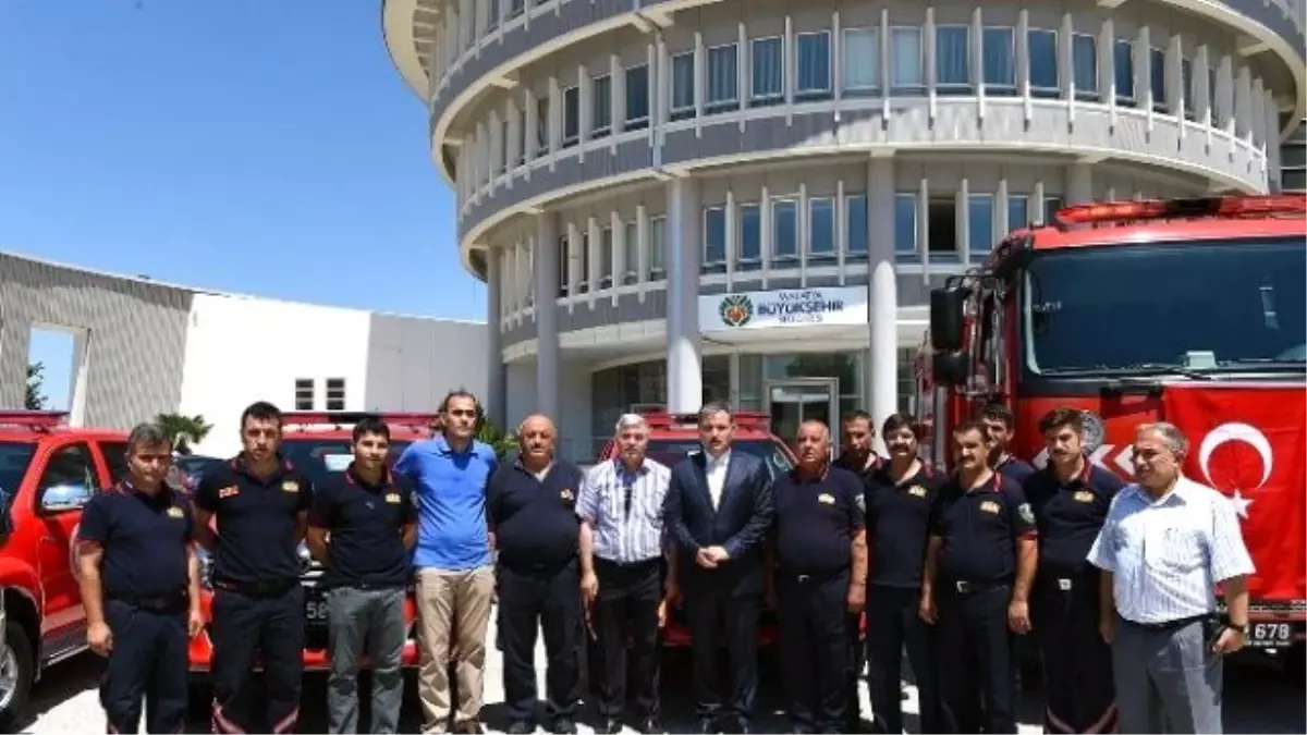 Malatya\'da Yeni Araçlarla İtfaiye Teşkilatı Güçlendiriliyor