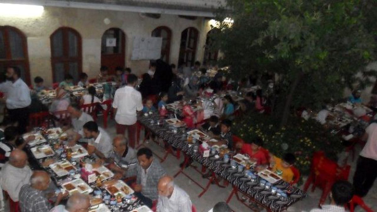 Yoyav, Öğrenciler ile Öğretmenlere İftar Verildi