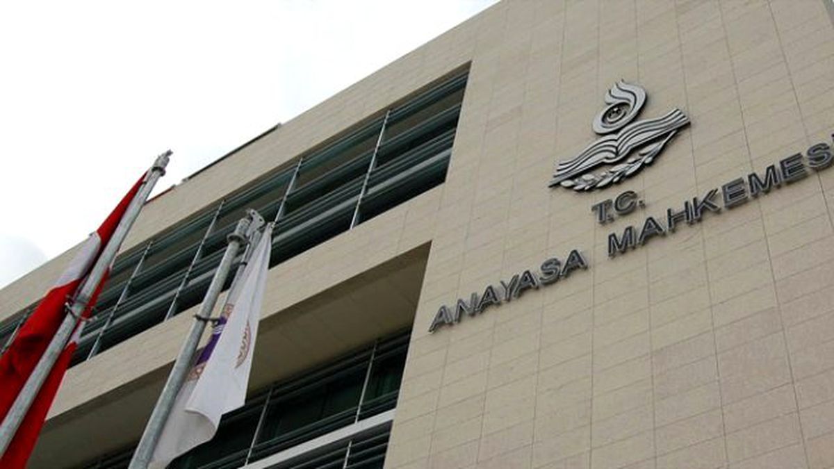 Anayasa Mahkemesi, Valilerin Müdür Atama Yetkisini İptal Etti