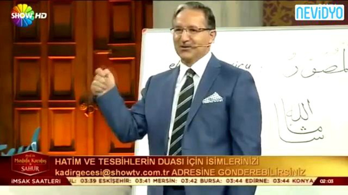 Anlattığı Fıkrayla Kimseyi Güldüremedi