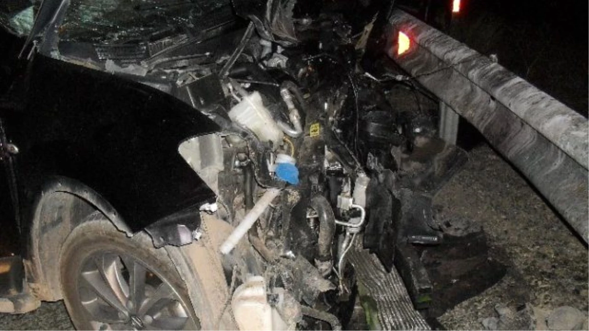 Elazığ\'da Trafik Kazası: 8 Yaralı