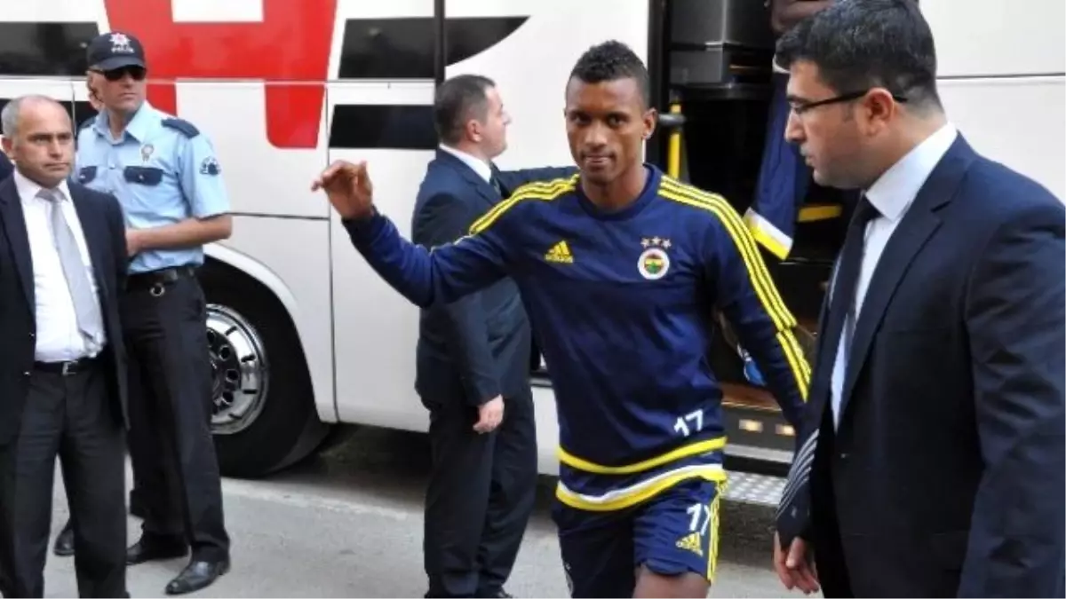 Fenerbahçe Kafilesi Sivas\'a Geldi