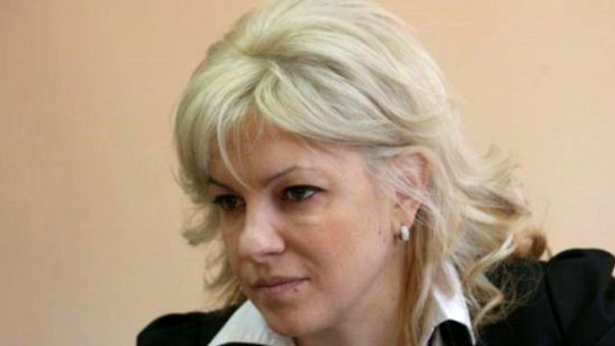 Gece Kulübünde Uyuya Kalan Bulgar Bakanı Yardımcısı Görevinden Alındı