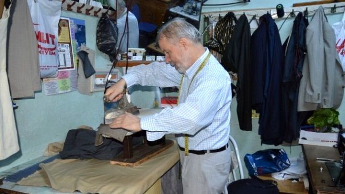 Niksar\'da Terziler Bayram Mesaisinde