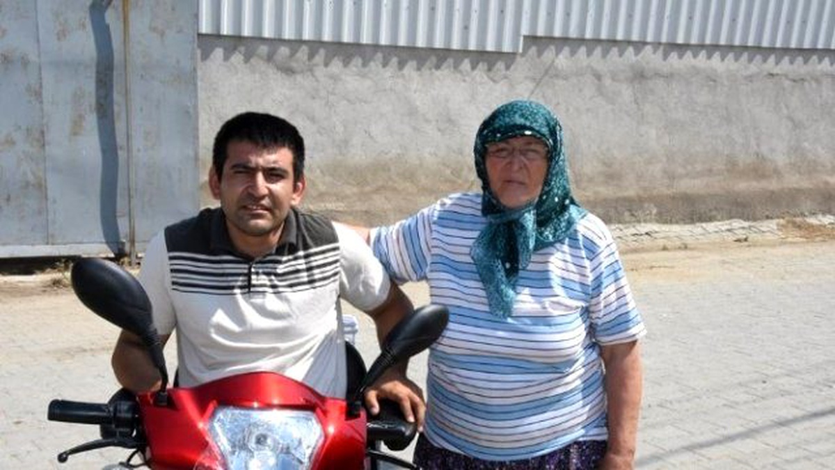 Salihli Belediyesi\'nden Doğum Günü Hediyesi