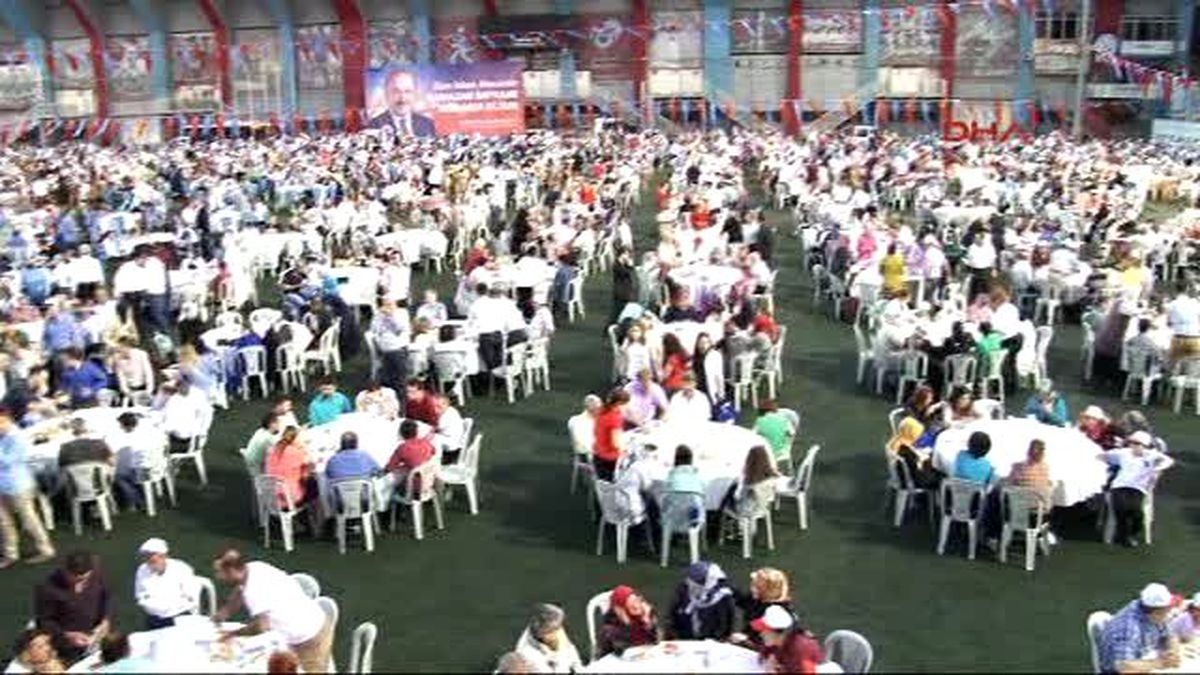 Trabzon Bülent Arınç İftar Yemeğine Katıldı