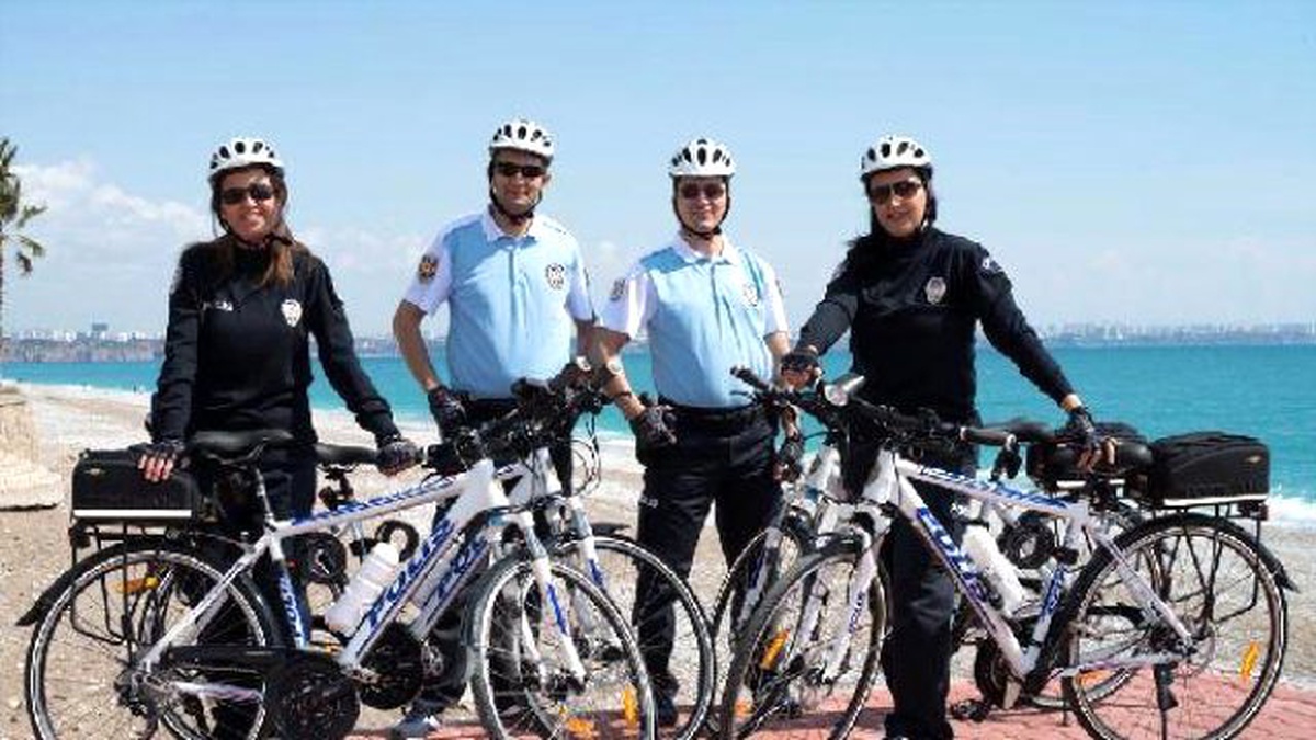 Antalya Sahillerinde Görev Yapacak \'Martı Timi\' Göreve Hazır