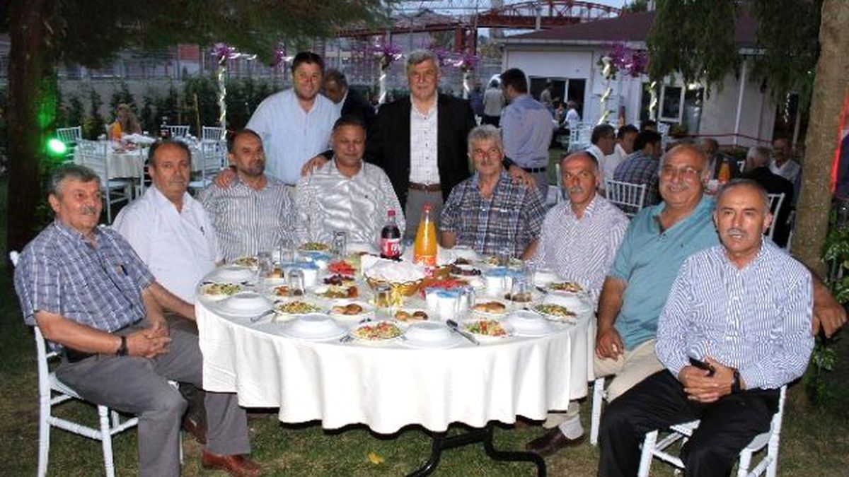 Başkan Karaosmanoğlu\'ndan Meclis Üyelerine İftar