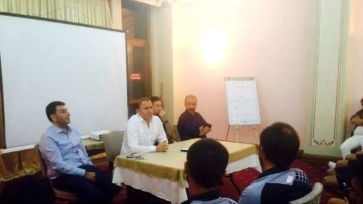 Başkan Sözlü Kampı Ziyaret Etti