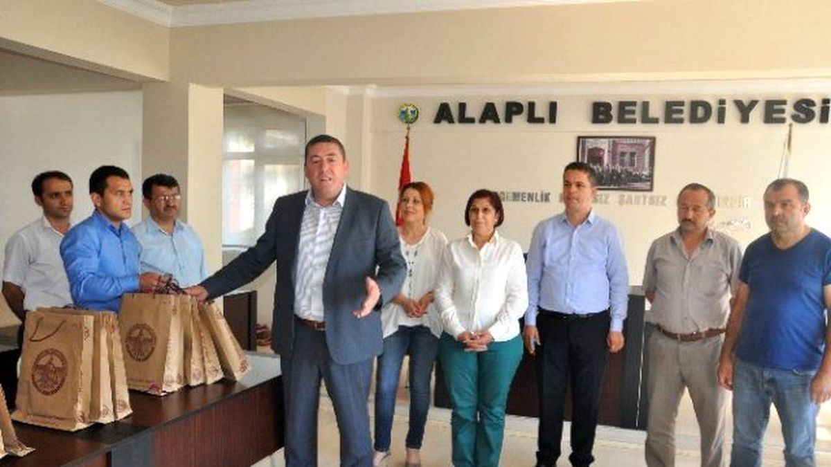 Başkan Tekin, Personelle Bayramlaştı