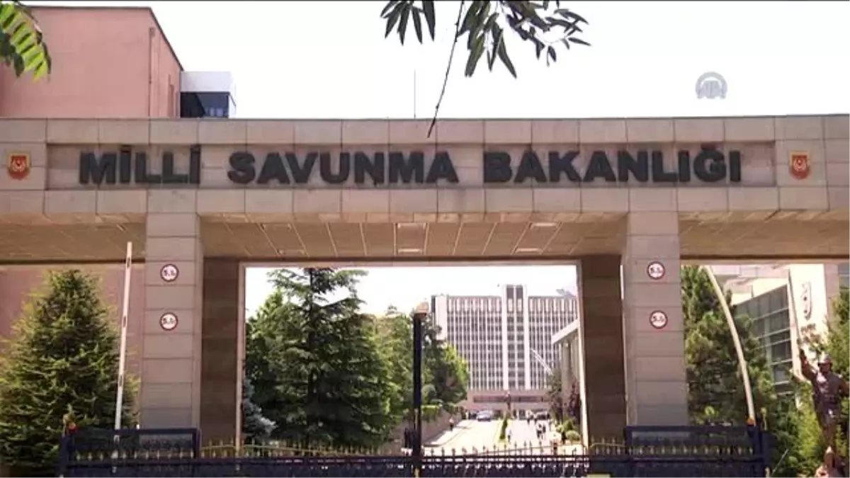 Başkentte Asim-Sen Üyelerinden Bordro Yakma Eylemi