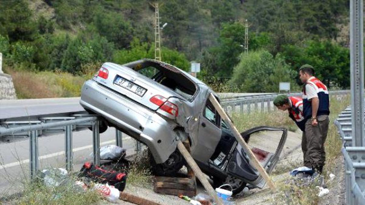 Karabük'te Bayram Tatili Yolunda Kaza: 6 Yaralı