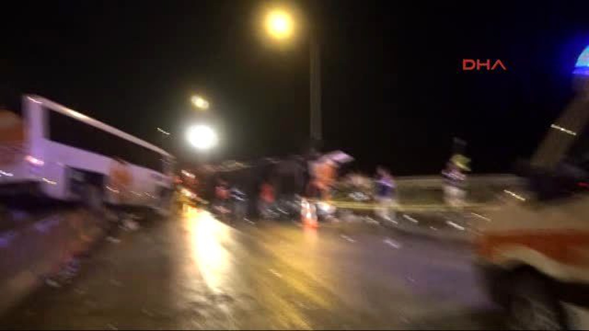 Bolu Dağ Geçişinde Otobüs Kazası: 6 Kişi Öldü, Yol Trafiğe Kapandı 2