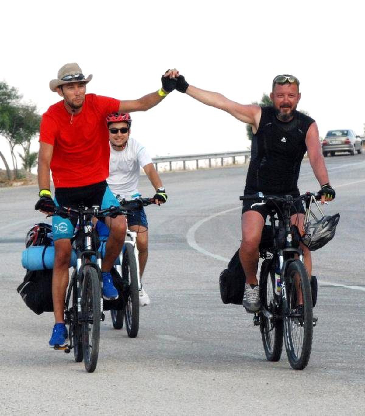 Çanakkale Zaferi\'nin 100\'üncü Yılında 1070 Kilometre Pedal Çevirdiler