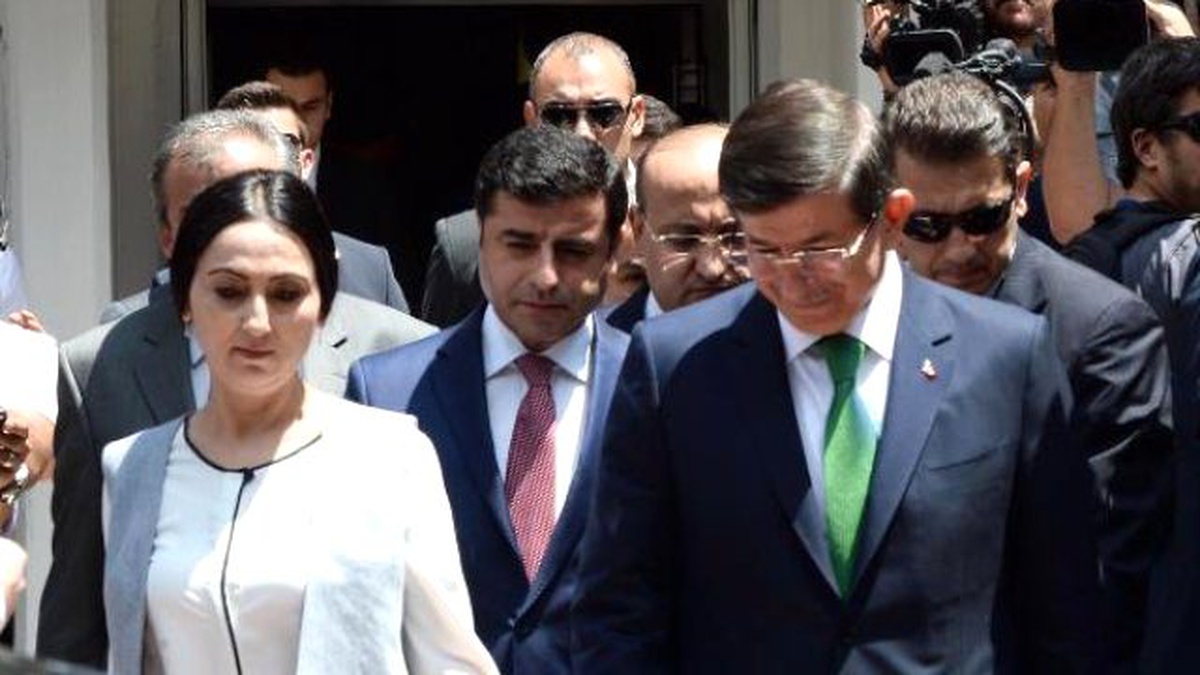 Davutoğlu: %13 Oy Almış Bir Partiyi Yok Sayamam