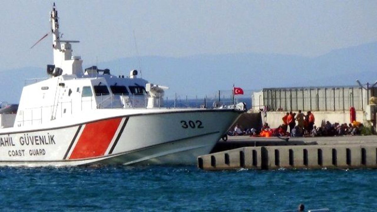 Didim\'de 81 Suriyeli Kaçmaya Çalışırken Yakalandı