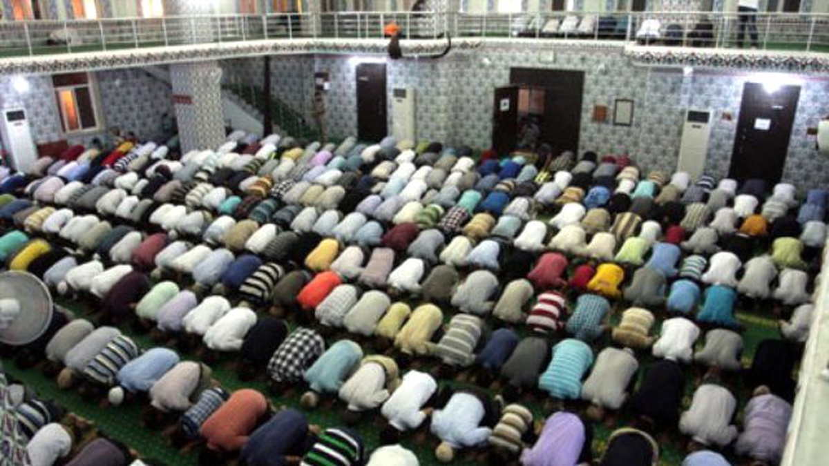 Diyarbakır\'da Ramazan Ayının Son Teravih Namazı Kılındı
