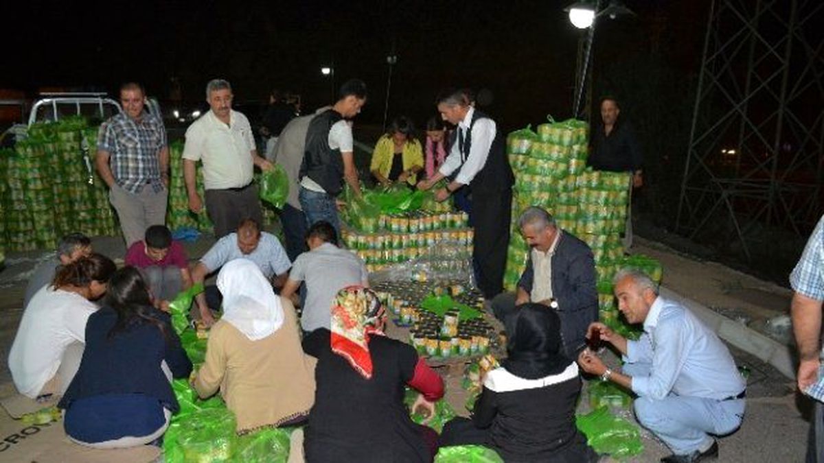 Hakkari\'de Muhtaç Ailelere Yardım