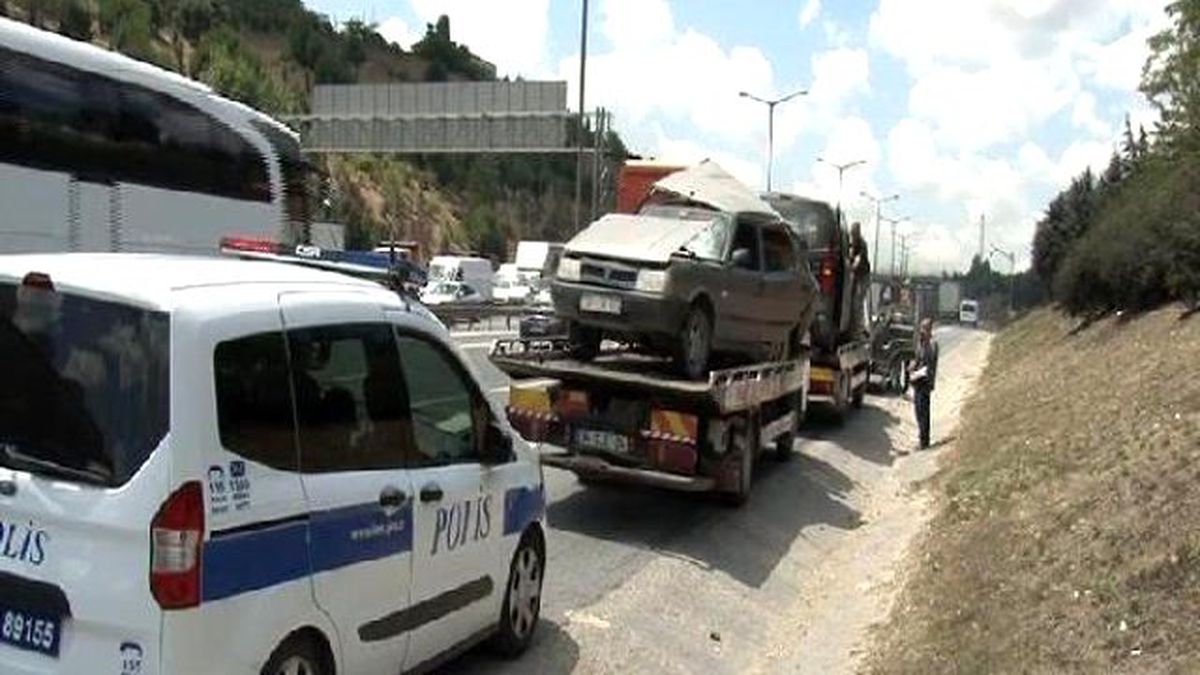 Istanbul Suffers With \'Unpredictable\' Pre-festive Traffic
