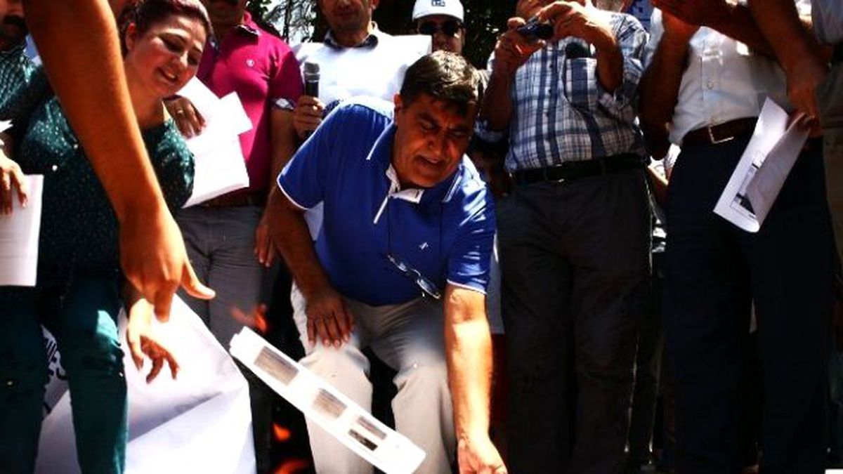 Kamu Çalışanlarından Bordrolu Eylem