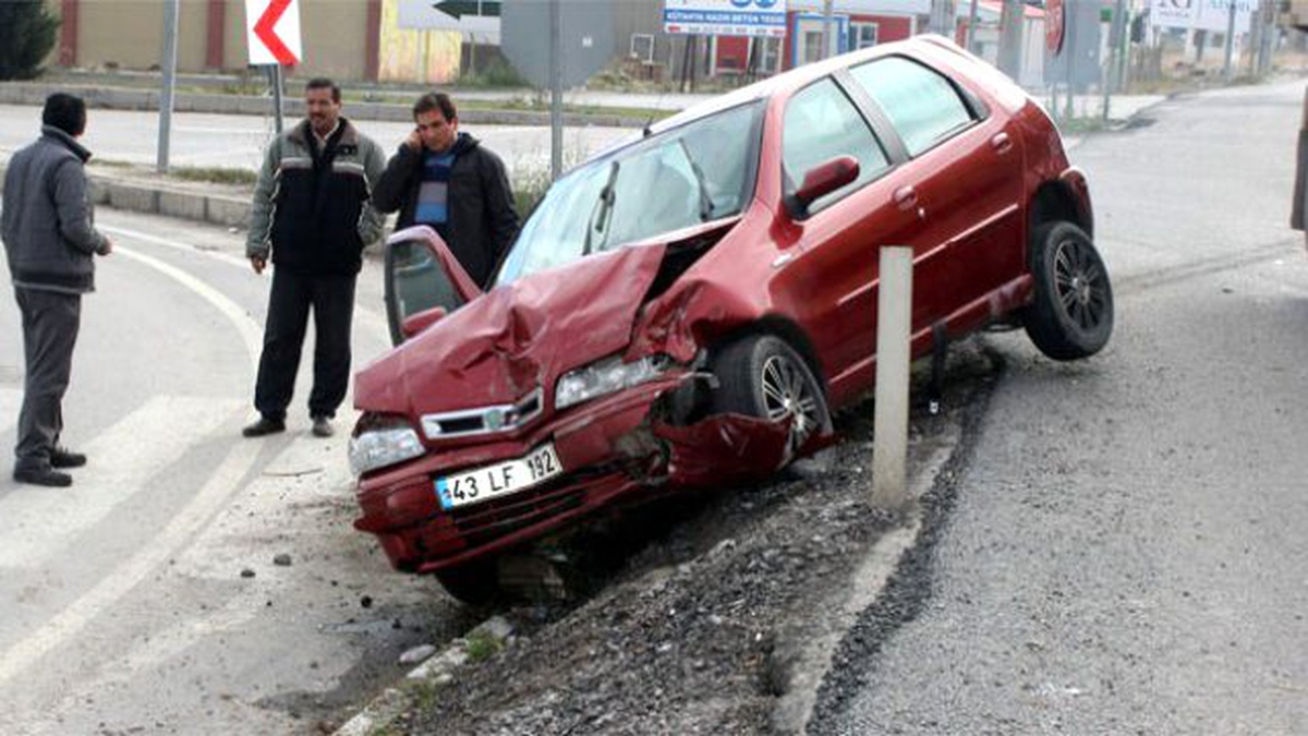 Kütahya\'da Trafik Kazası: 6 Yaralı