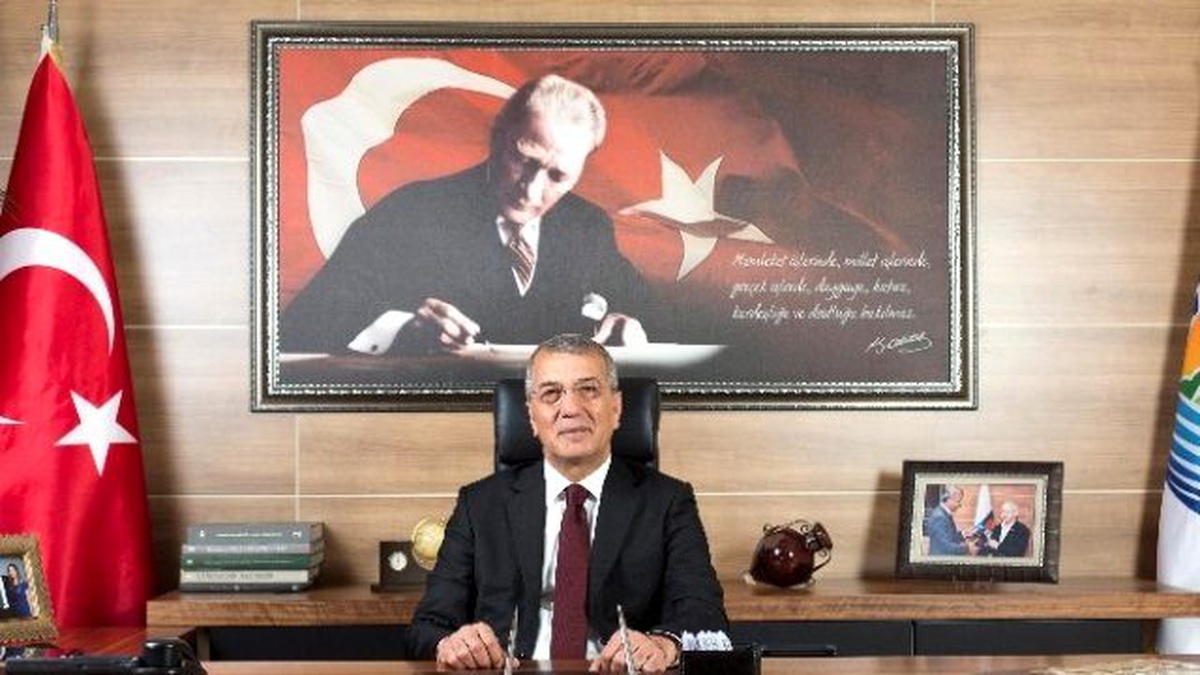 Mezitli Belediyesi Bayrama Hazır
