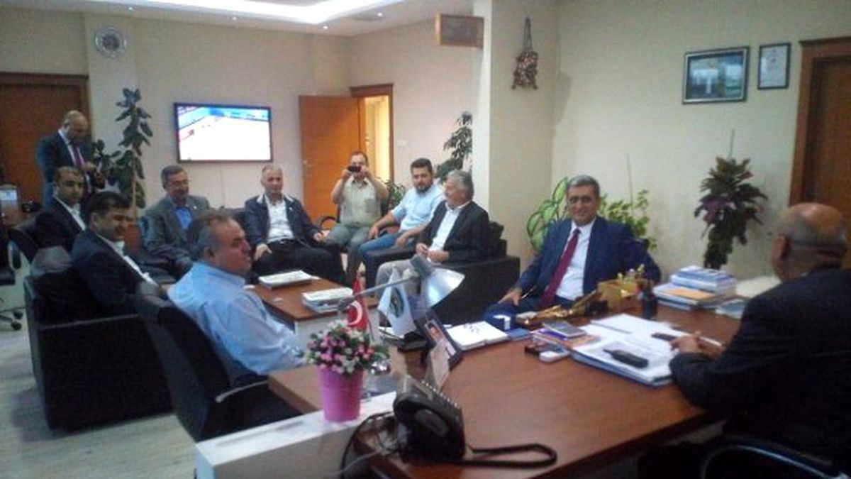 Sarıveliler Belediyesi 2 Bin Kişiye İftar Yemeği Verdi