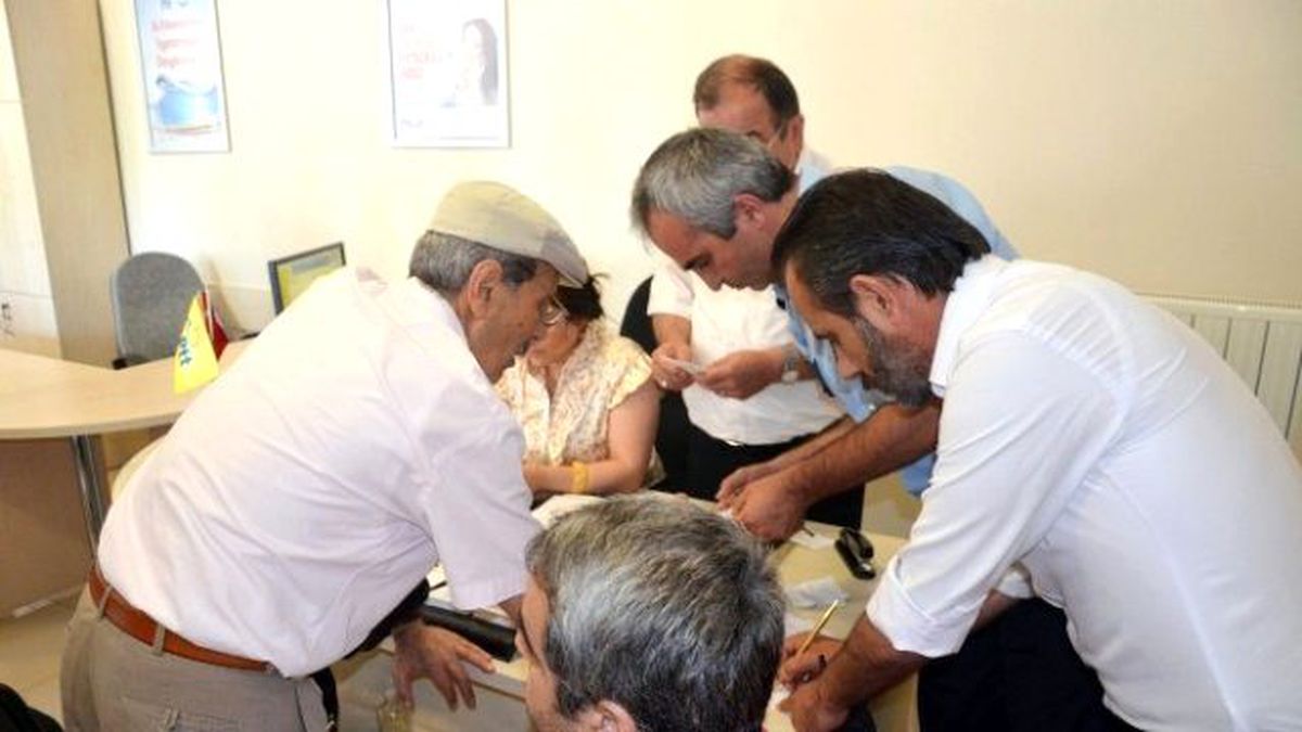 Telefon Dolandırıcılarına 14 Bin Lirasını Kaptırdı