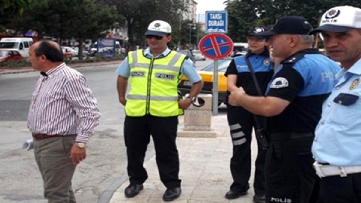 Uygulamalır Kırmızı Işık Uyarısı Yapıldı