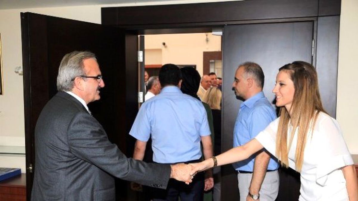 Vali Karaloğlu, Çalışma Arkadaşlarıyla Bayramlaştı