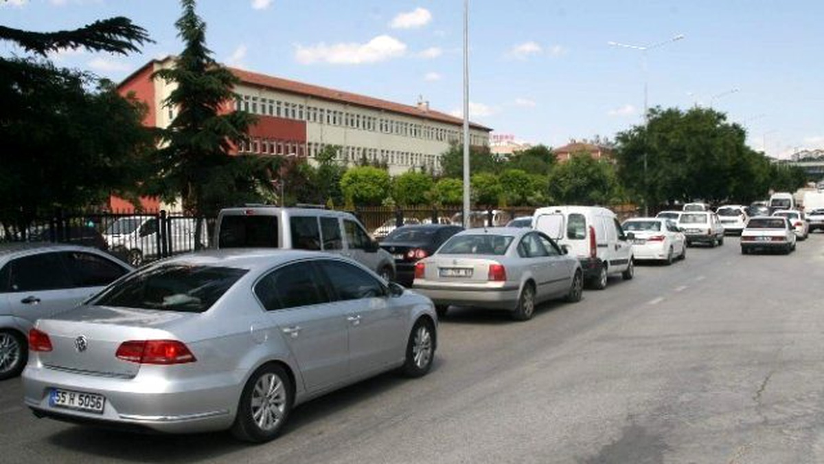 Yozgat\'ta Bayram Trafiği İstanbul\'u Aratmıyor