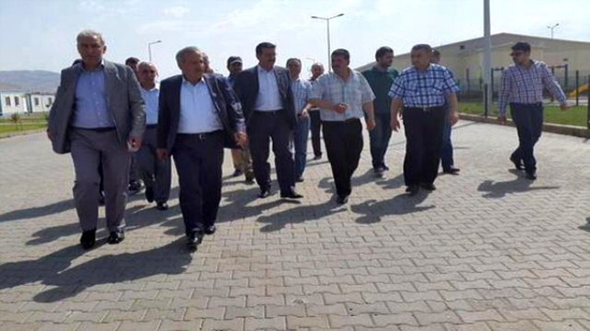 AK Parti Bayramlaşma Ziyaretlerine Devam Ediyor