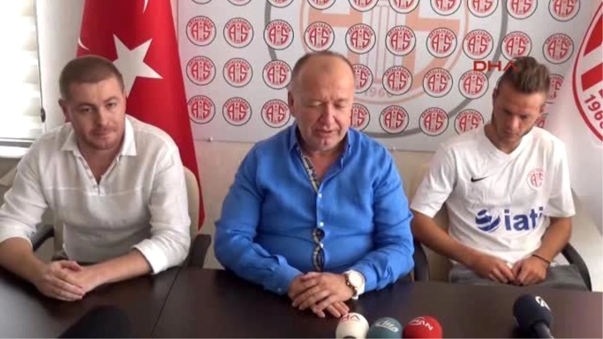 Antalyaspor, Dejan Lazarevic ile Sözleşme İmzaladı
