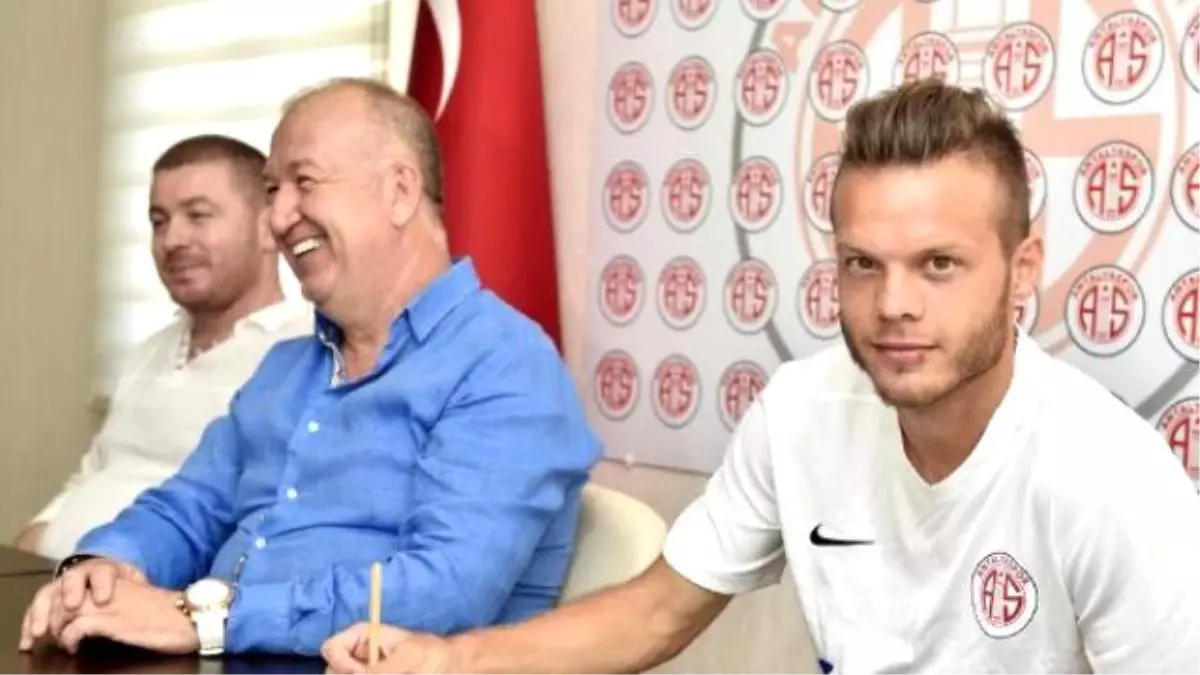 Antalyaspor\'un Son Transferi Dejan Lazarevic