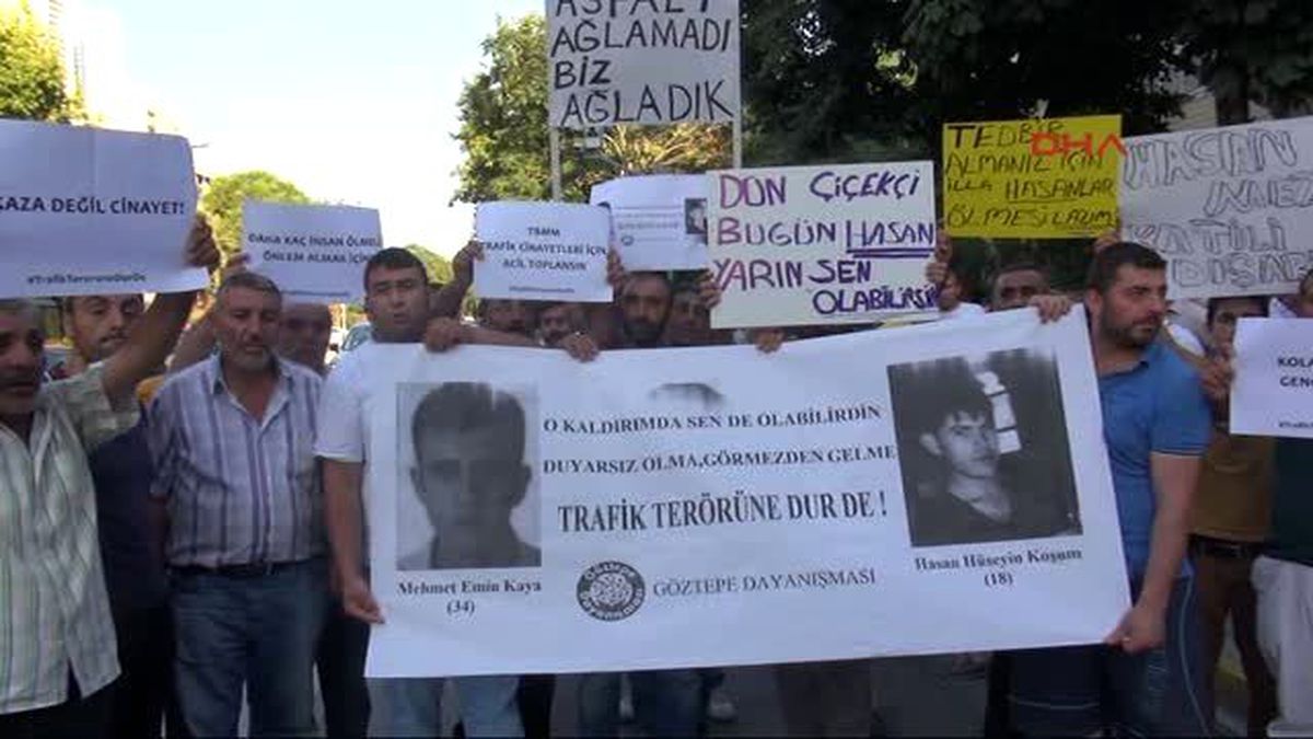 Bağdat Caddesi\'nde "Trafik Terörü\'ne Dur De" Eylemi