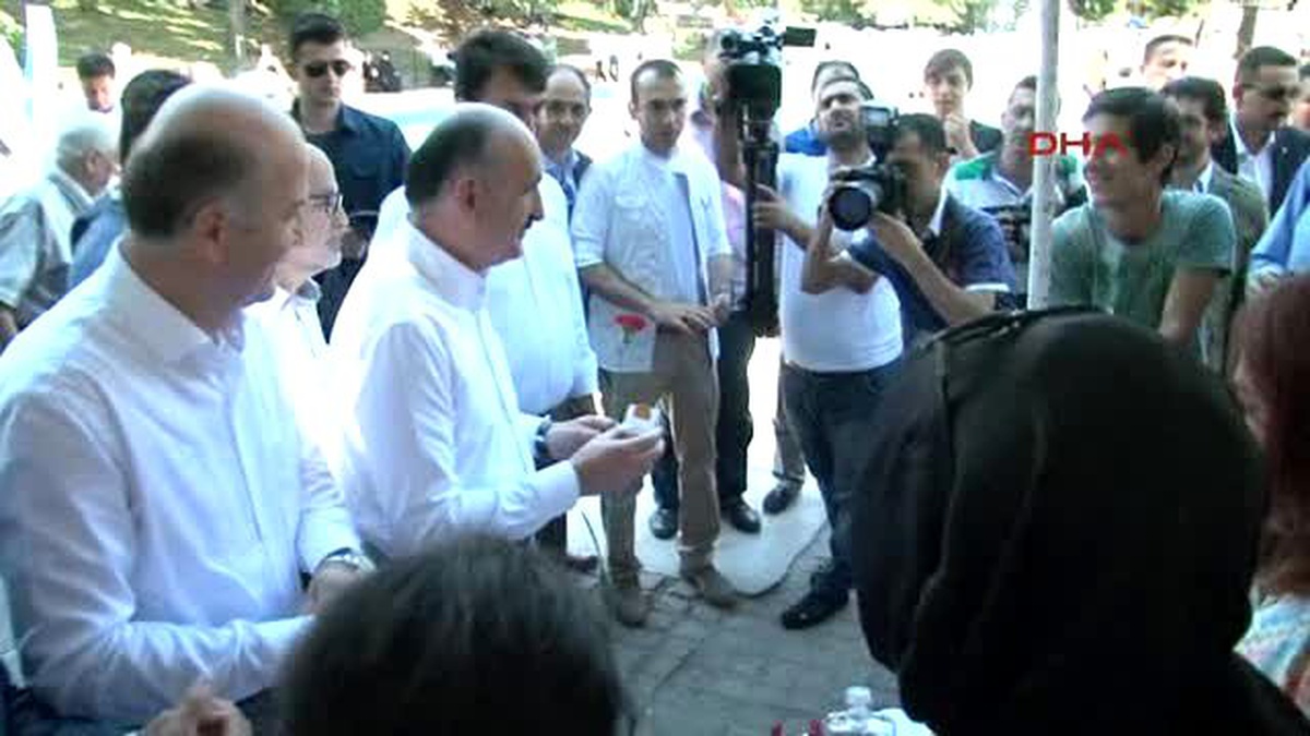 Bursa Sigara Sohbetinden Müezzinoğlu Galip Çıktı